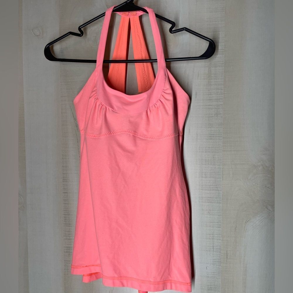 Lululemon sports bra tank top pink melon color size 6‎